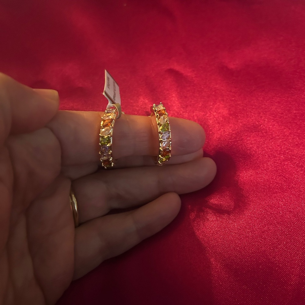 18 K Gold Layered Hoop Earrings with Coloured Stones. Authenticity Certificate